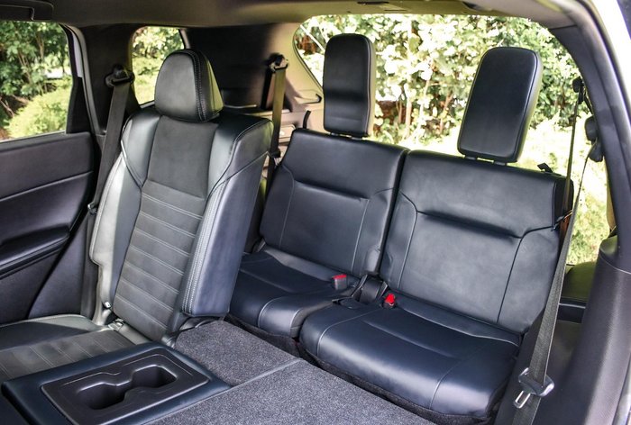 2023 Mitsubishi Outlander LS Black Edition