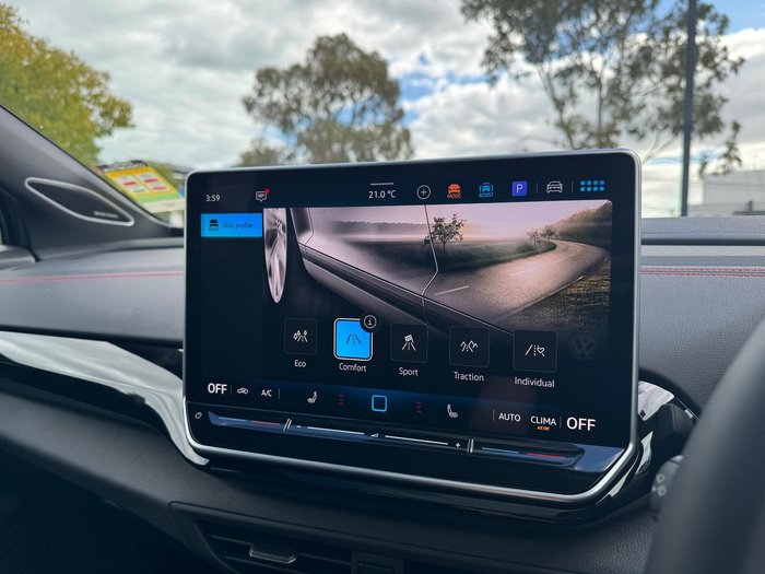 2025 Volkswagen ID.5 Pro