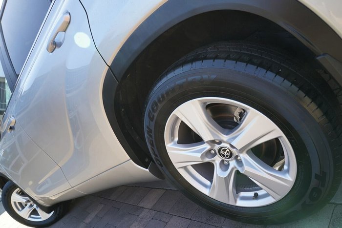 2023 Toyota Kluger GX