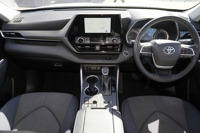 2023 Toyota Kluger GX