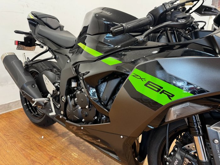 2026 Kawasaki NINJA ZX-6R (636) KRT EDITION Black