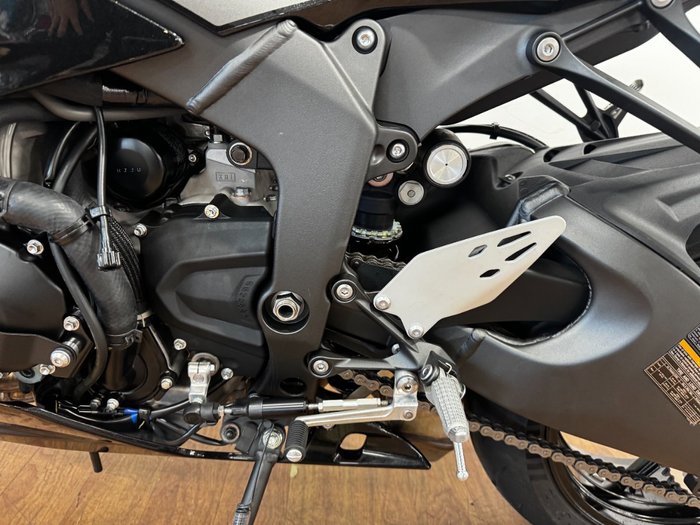 2026 Kawasaki NINJA ZX-6R (636) KRT EDITION Black