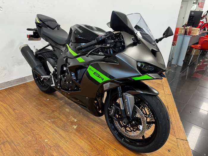 2026 Kawasaki NINJA ZX-6R (636) KRT EDITION Black