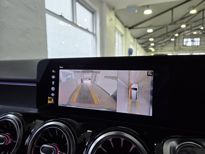 2021 Mercedes-Benz GLB-Class GLB200