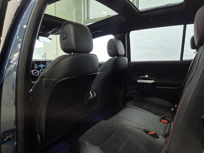 2021 Mercedes-Benz GLB-Class GLB200