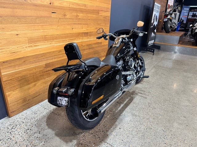 2023 HARLEY-DAVIDSON FLSB SPORT GLIDE (107)