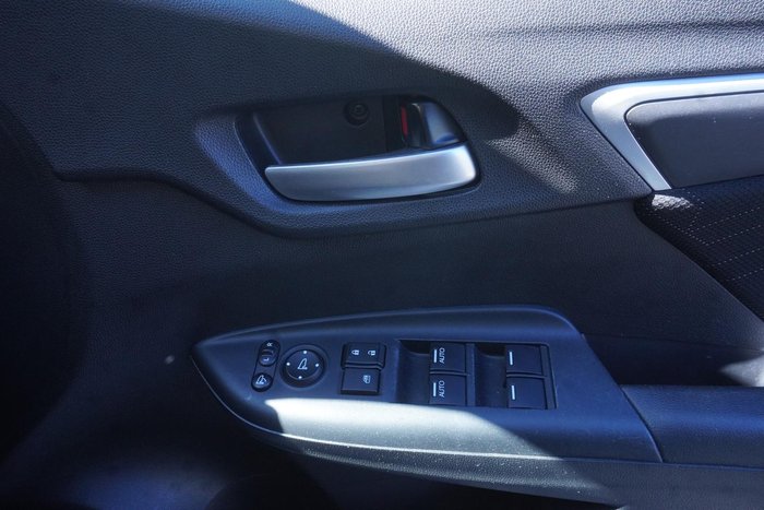 2016 Honda Jazz VTi-S