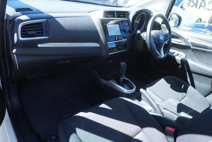 2016 Honda Jazz VTi-S