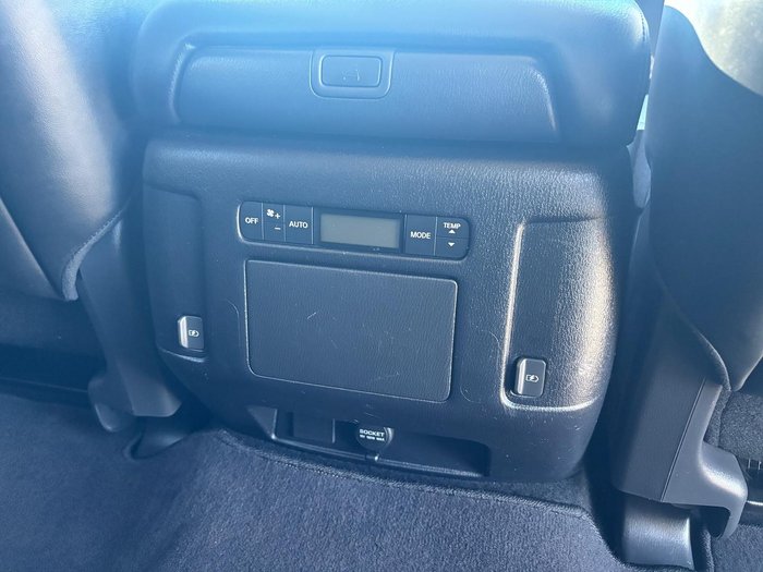 2023 Nissan Patrol Ti