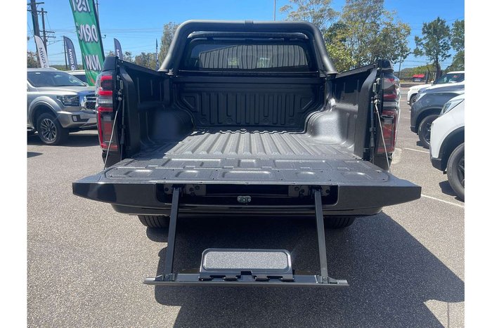 2026 GWM Ute Crystal Black (N101)