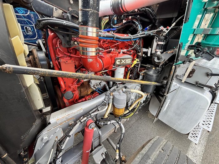 2015 Kenworth T909 Green