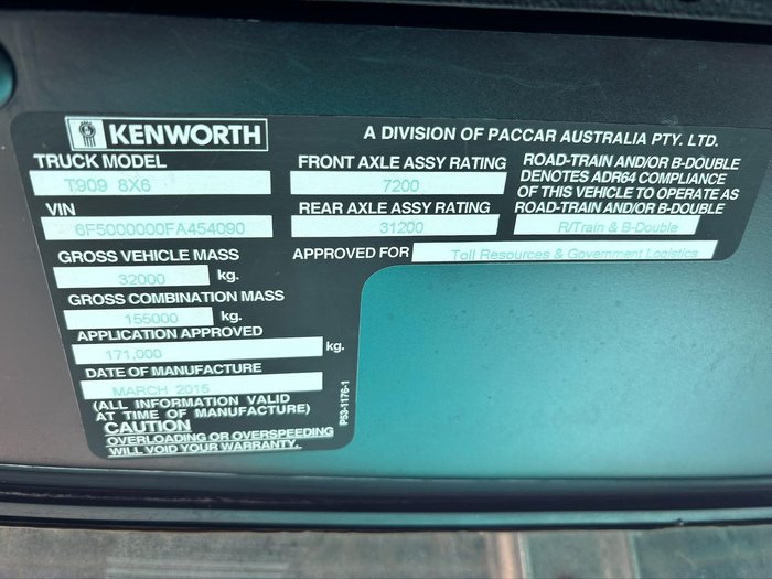 2015 Kenworth T909 Green