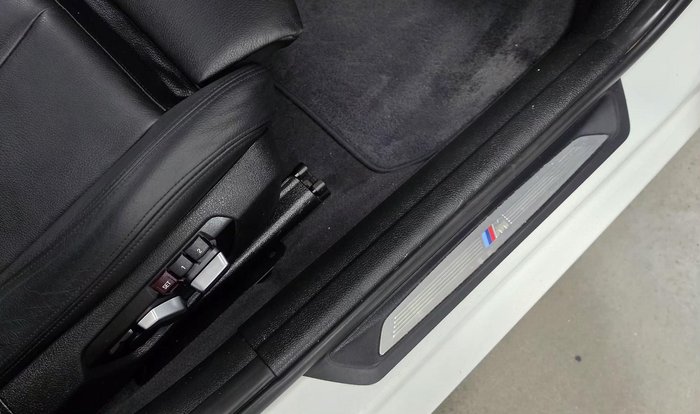 2016 BMW 3 Series 340i M Sport F30 LCI Alpine White