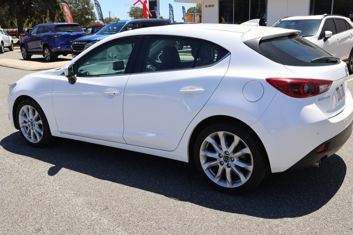 2015 Mazda 3 SP25