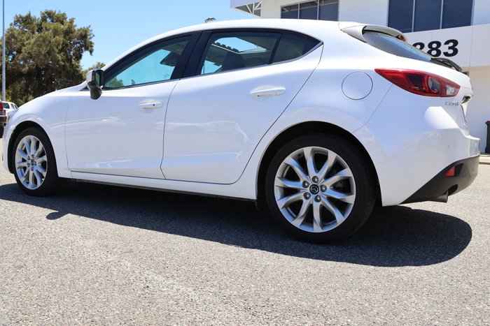 2015 Mazda 3 SP25