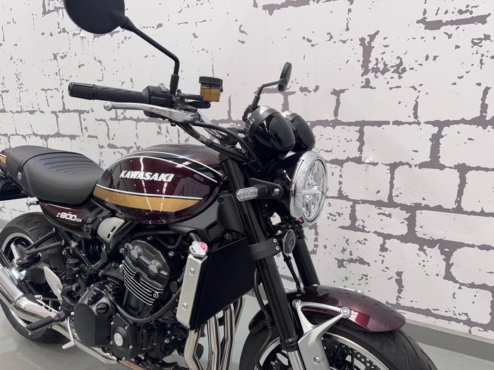 2026 Kawasaki Z900RS (Z900C) Z Red