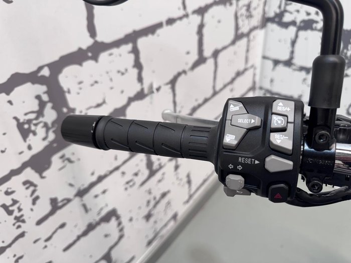 2026 Kawasaki Z900RS (Z900C) Z Red