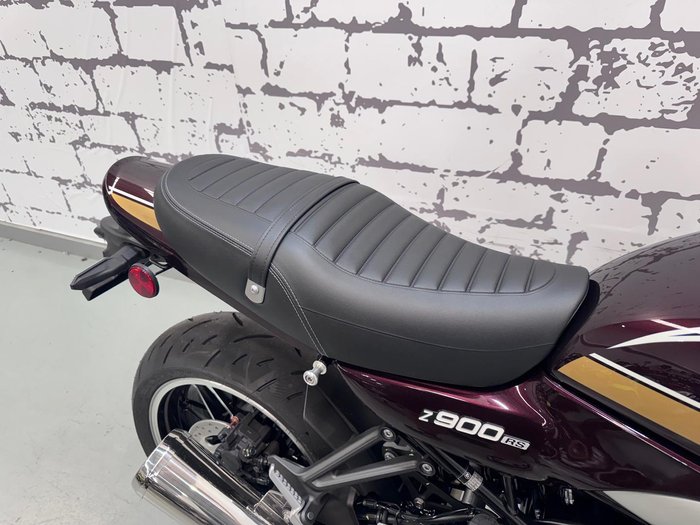 2026 Kawasaki Z900RS (Z900C) Z Red