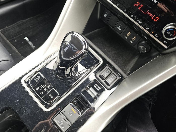 2023 Mitsubishi Eclipse Cross PHEV XLS PLUS