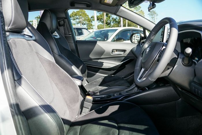 2020 Toyota Corolla ZR Hybrid