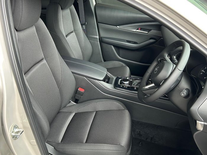 2026 Mazda CX-30 G20 Evolve