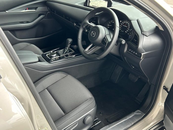 2026 Mazda CX-30 G20 Evolve