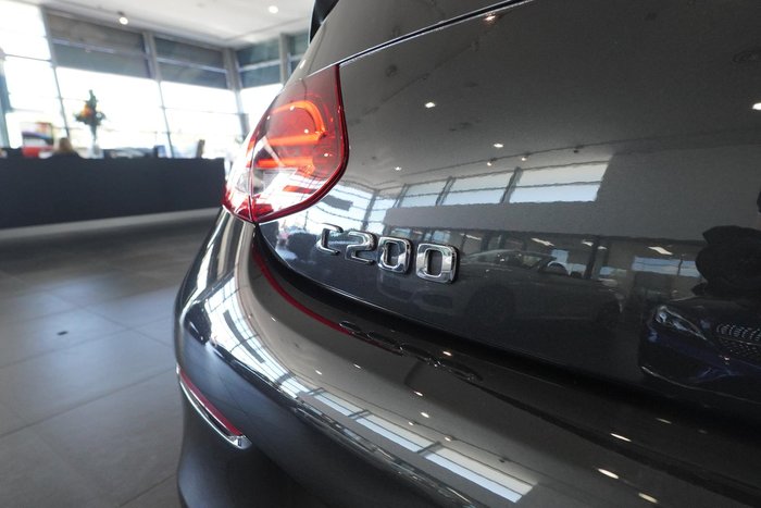 2022 Mercedes-Benz C-Class C200