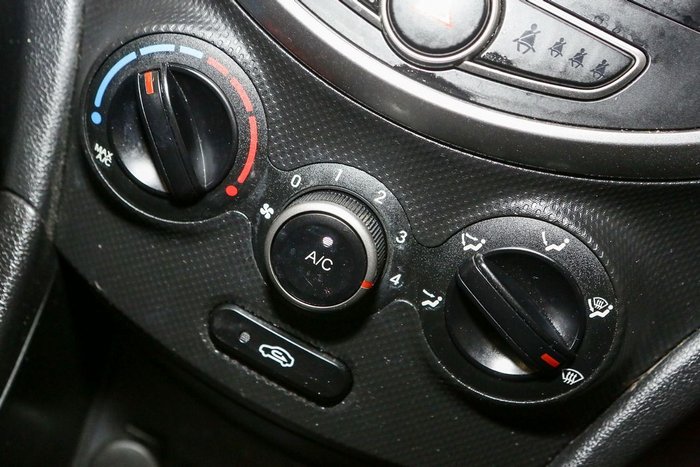 2016 Hyundai Accent Active