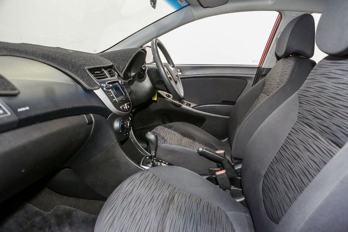 2016 Hyundai Accent Active