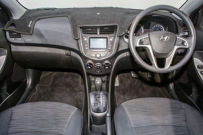 2016 Hyundai Accent Active