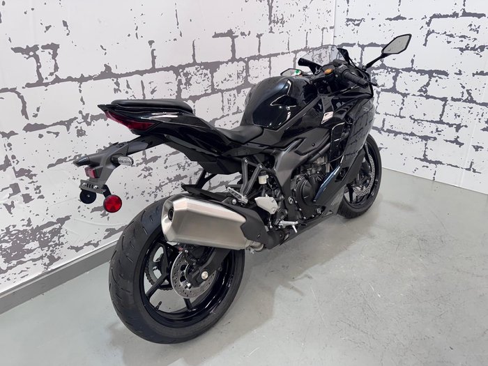 2025 Kawasaki Ninja ZX-4R Ninja Black