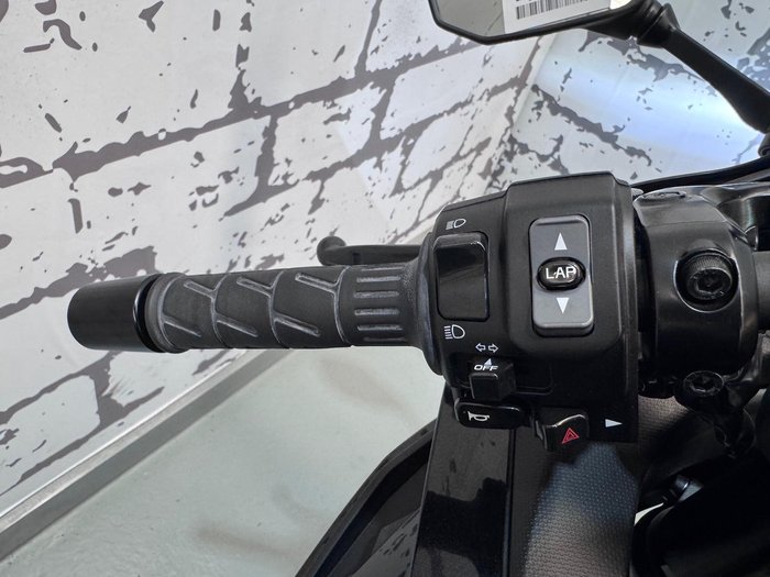 2025 Kawasaki Ninja ZX-4R Ninja Black