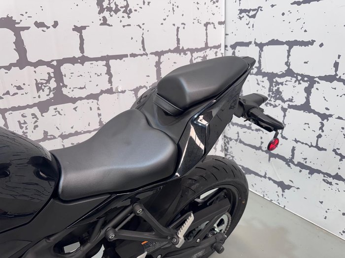 2025 Kawasaki Ninja ZX-4R Ninja Black