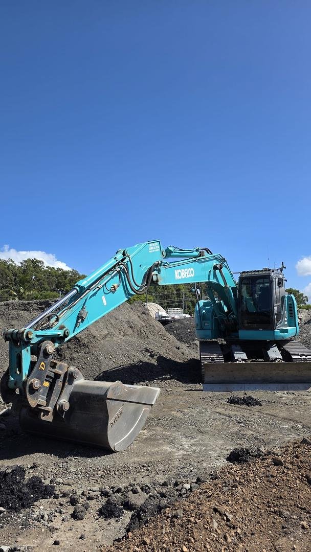 2023 Kobelco Sk270