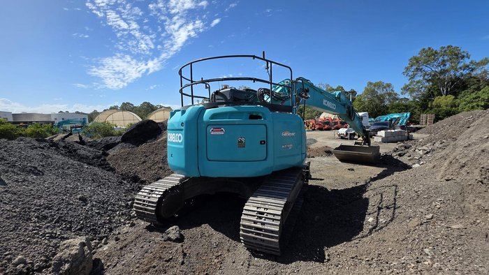 2023 Kobelco Sk270