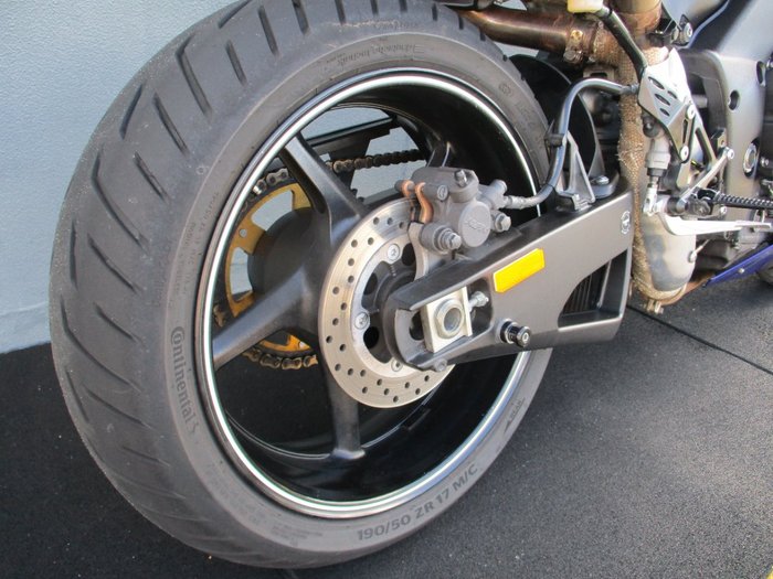 2014 Yamaha YZF-R1 BLUE