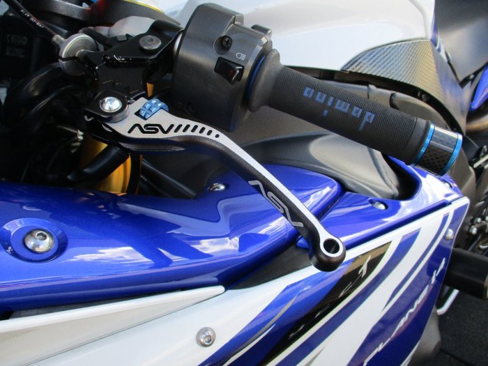 2014 Yamaha YZF-R1 BLUE