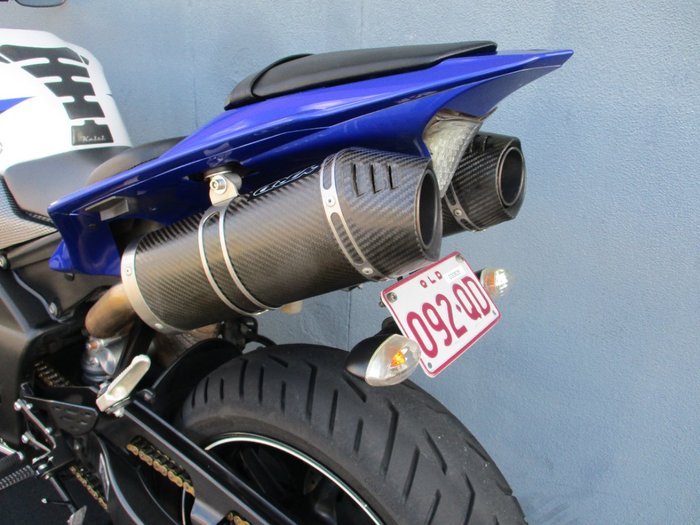 2014 Yamaha YZF-R1 BLUE