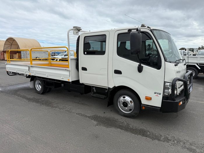 2021 Hino 300 Series 616 Crew