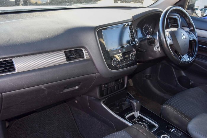 2018 Mitsubishi Outlander LS