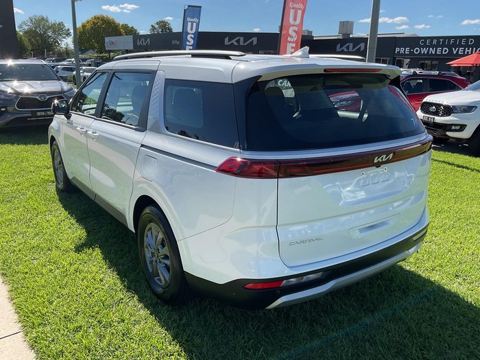 2023 Kia Carnival S