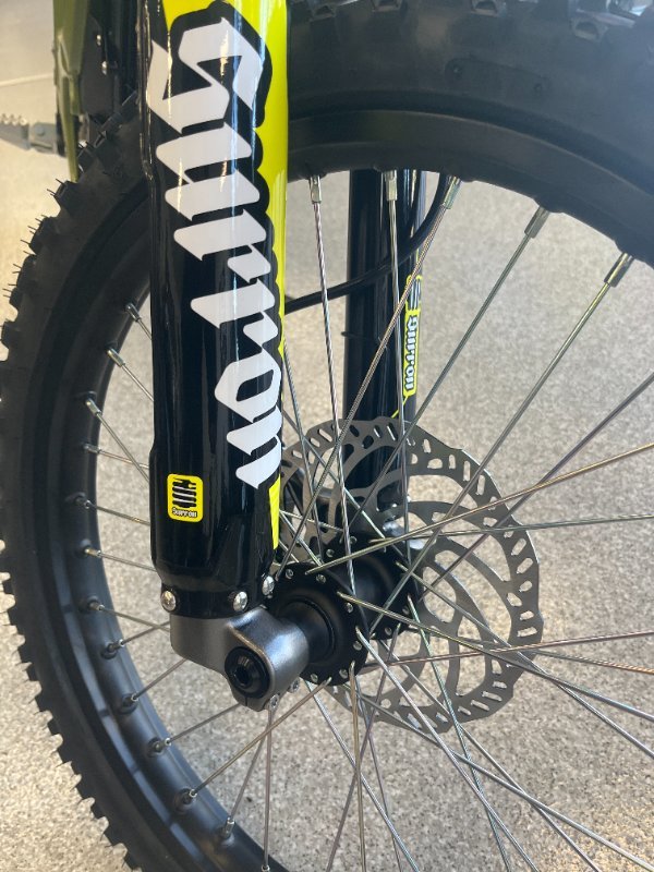 2025 Surron LIGHT BEE X GREEN