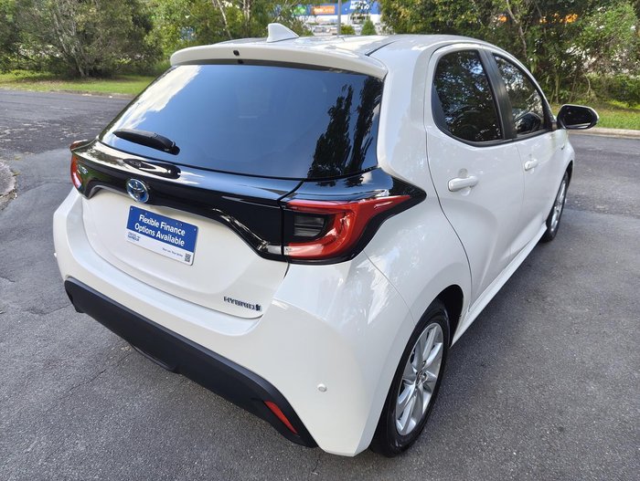 2021 Toyota Yaris SX Hybrid