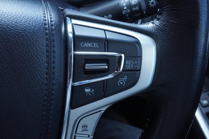 2022 Mitsubishi Pajero Sport GLX