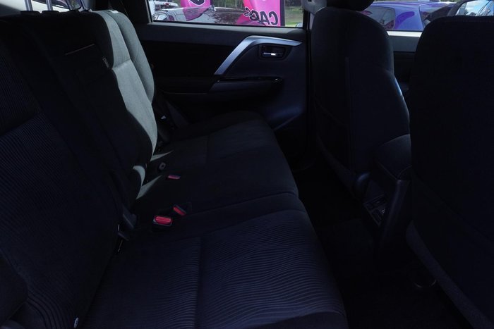 2022 Mitsubishi Pajero Sport GLX