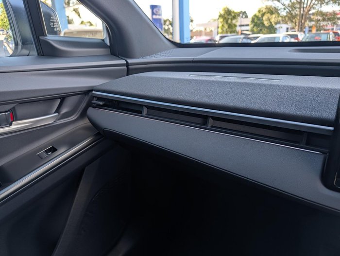 2025 Subaru Solterra AWD