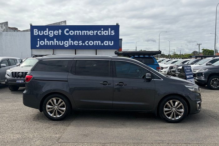 2017 Kia Carnival Platinum