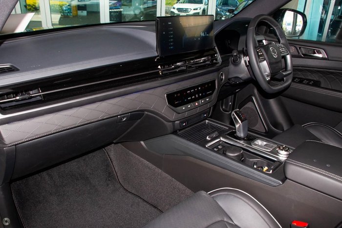 2025 KGM SsangYong Rexton Ultimate Sport Pack Y461 MY24 4X4 Dual Range Space Black