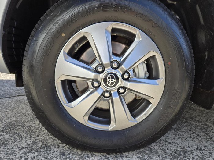 2022 Toyota Landcruiser VX