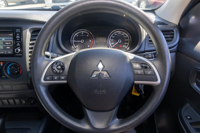 2021 Mitsubishi Triton GLX